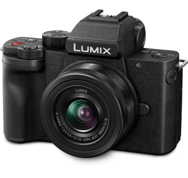 Panasonic Lumix DC-G100D + 12-32mm + SHGR2