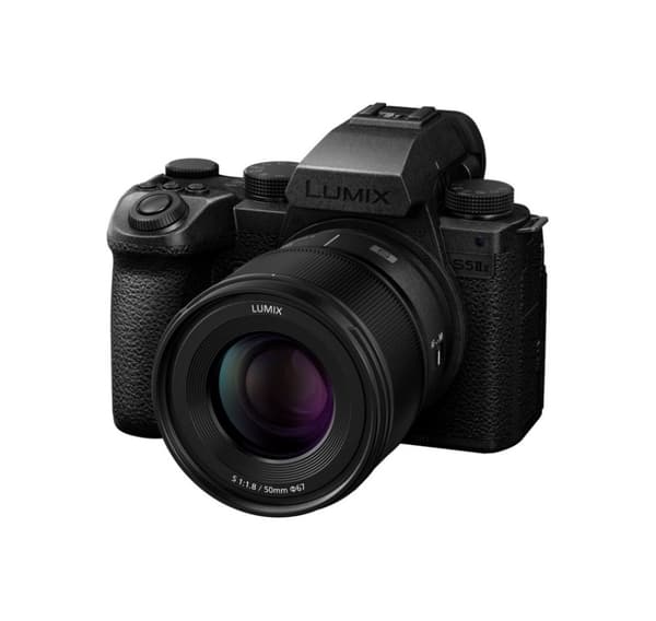 Panasonic Lumix DC-S5 IIX + 50mm