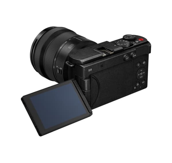 Panasonic Lumix DC-S9 + 20-60mm, kulsort