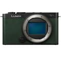 Miniatyrbild 1 av 5: Panasonic Lumix DC-S9 body, mörk oliv