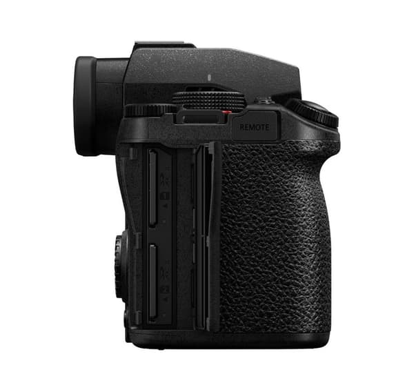 Panasonic Lumix DC-S5 IIX + 20-60mm