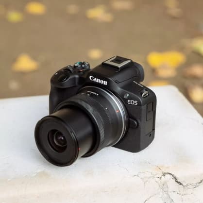 Hybrid camera EOS-R50 + RF-S 18-45mm F4.5-6.3 IS STM (SIP), Canon