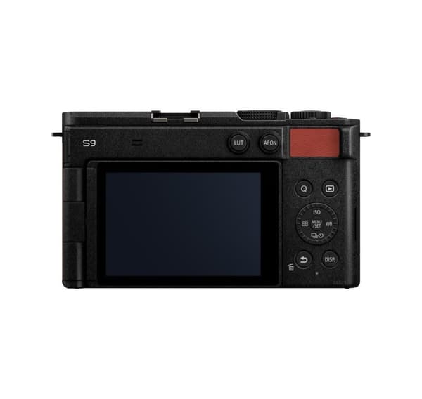 Panasonic Lumix DC-S9 + 18-40mm, crimson red