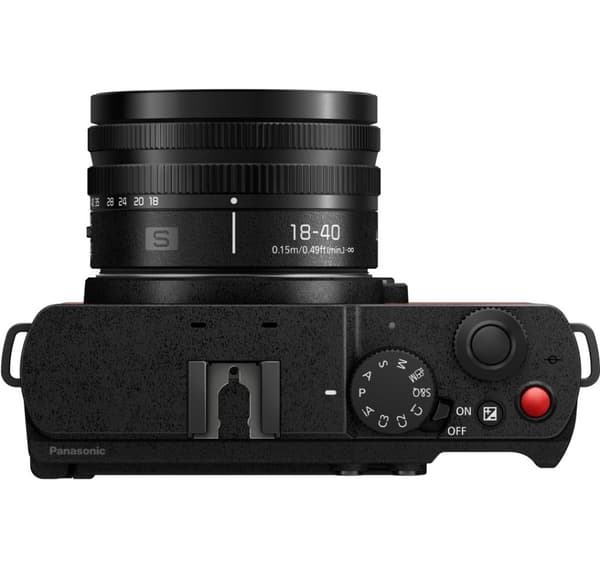 Panasonic Lumix DC-S9 + 18-40mm, crimson red