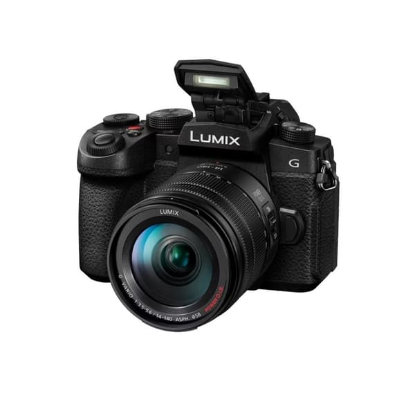 Panasonic Lumix DC-G97 + 14-140mm Kit