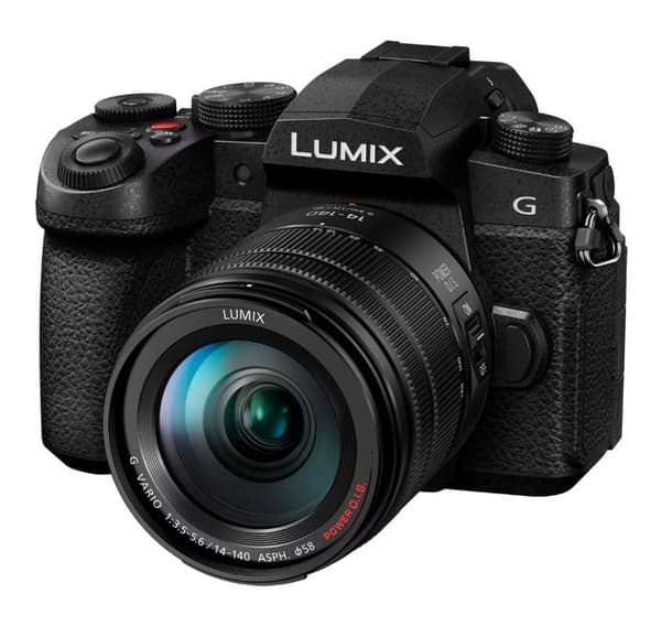 Panasonic Lumix DC-G97 + 14-140mm Kit