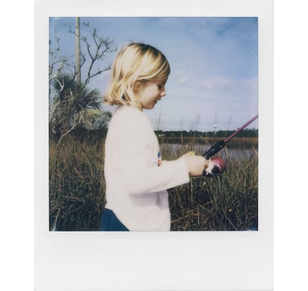 Polaroid Now Gen 3, lila