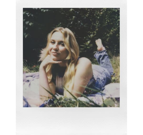 Polaroid Now Gen 3, lila