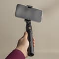 Pikkukuva 6 / 6: Maxlife Selfie Stick jalustalla - Musta