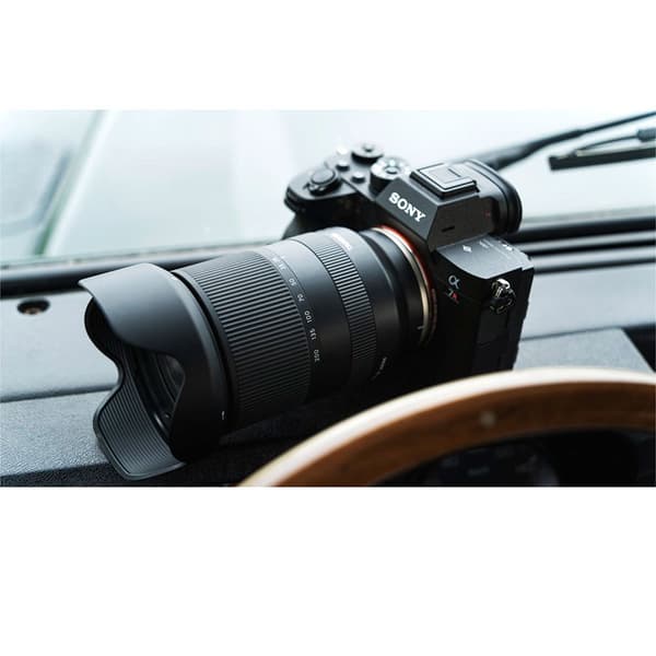 Tamron 2.8-5.6/28-200 Di Iii Rxd Sony Sort
