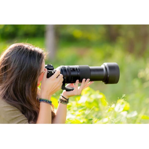 Tamron 150-500mm f/5-6.7 Di III VXD -telezoomobjektiivi, Sony FE