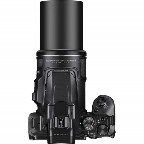 Aparat P950 black