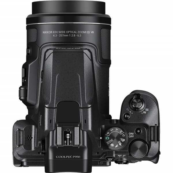 Aparat P950 black