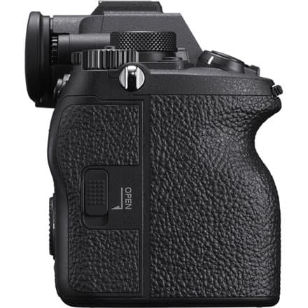 SONY ALPHA 7 IV FULL-FRAME HYBRID CAMERA