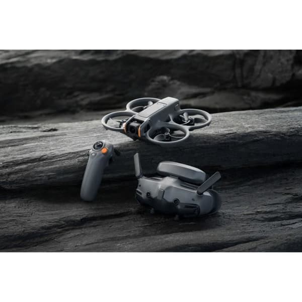 Drone - DJI - Avata 2 - 4K Kamera - 25 min Batterilevetid - RC Motion 3 og Goggles 3