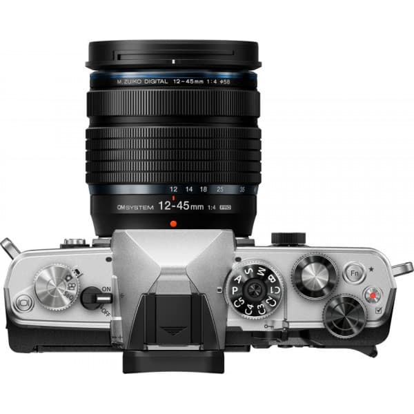 OM System OM-3 systemkamera + M.Zuiko Digital ED 12-45mm F4.0 PRO objektiv
