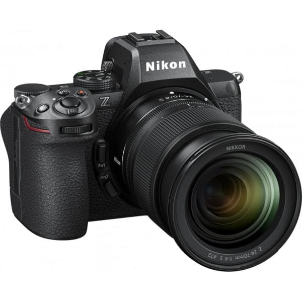 Nikon Z5 II -järjestelmäkamera, runko + NIKKOR Z 24-70mm f/4 S objektiivi