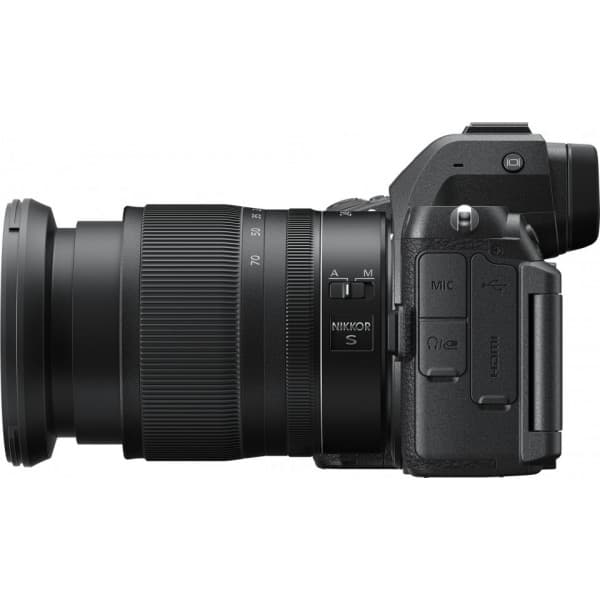 Nikon Z5 II -järjestelmäkamera, runko + NIKKOR Z 24-70mm f/4 S objektiivi