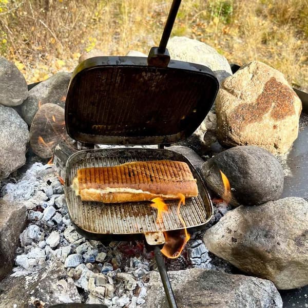 H2 GRILLJÄRN HÖRNELLS 80300, grilljärn för öppen eld