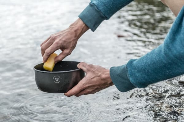 Campingset Trangia Tundra III Mini, med 2 kittlar, 1 stekpanna &amp; 1 lock i NS / Non Stick-teflon + griptång + fodral