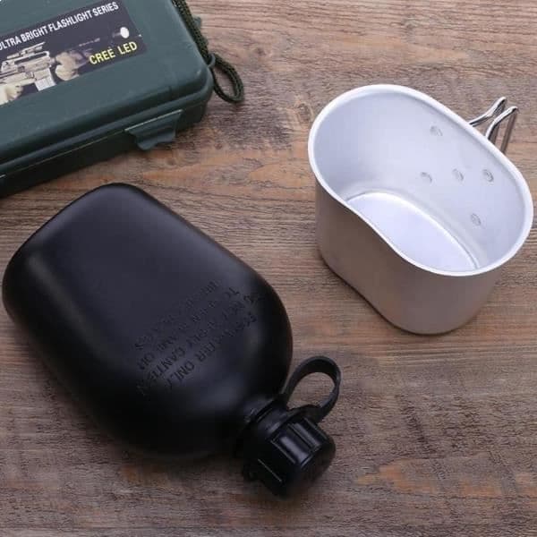 Måltidspaket - 1L vattenflaska och kokskål - Plast, Nylon, Aluminium - Blandat - Vuxen