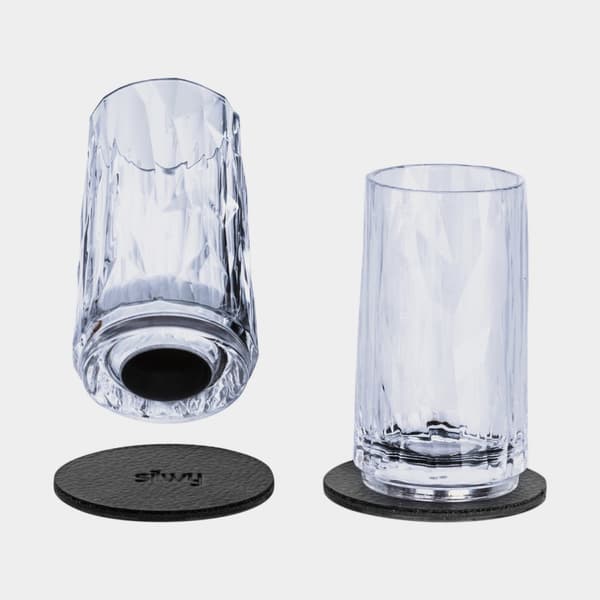 Magnetiska shotglas i plast Silwy Magnetic Plastic Glass Shot, transparent, 4 cl, 2-pack + magnetiska glasunderlägg