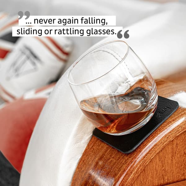 Magnetiska whiskyglas i kristall Silwy Magnetic Crystal Glass Whisky, transparent, 25 cl, 2-pack + magnetiska glasunderlägg