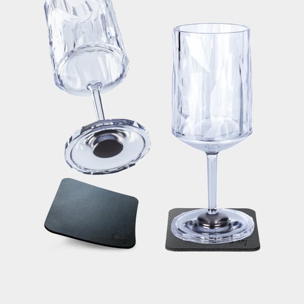 Magnetiska vinglas i plast Silwy Magnetic Plastic Glass Wine, transparent, 30 cl, 2-pack + magnetiska glasunderlägg