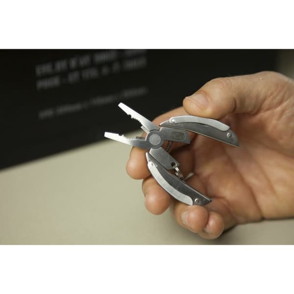 Multi-purpose kniv True Scarab7 tu204k 7 i 1 Sølv