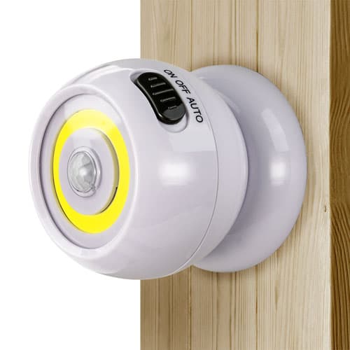LED-valaisin liiketunnistimella Spot Ball
