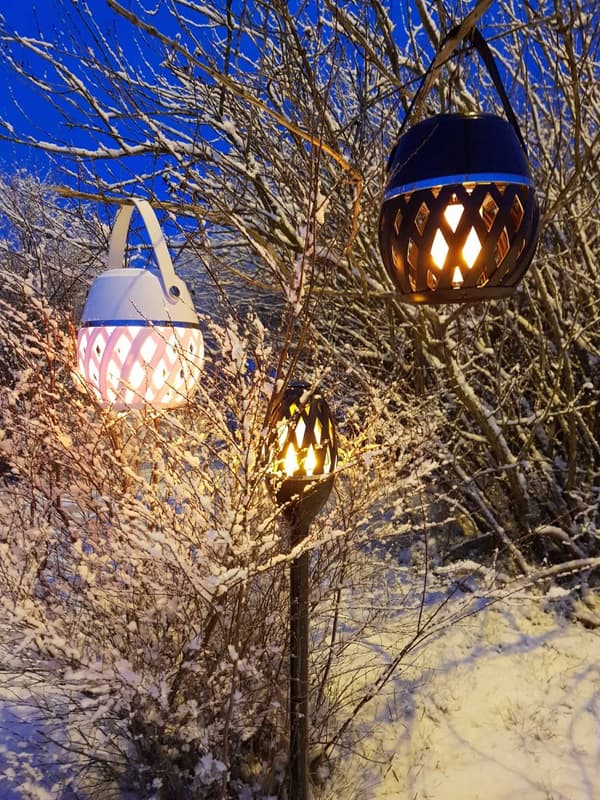 Homeline Helios Flamlampa med BT-högtalare, Vit