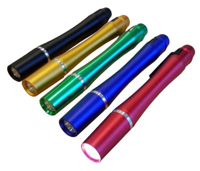 LED lampa pennmodell