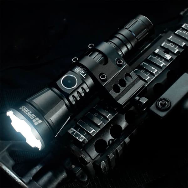 Speras Taktisk Fakkel T 2-70 Lumens 3300 Lumens Søvfarvet