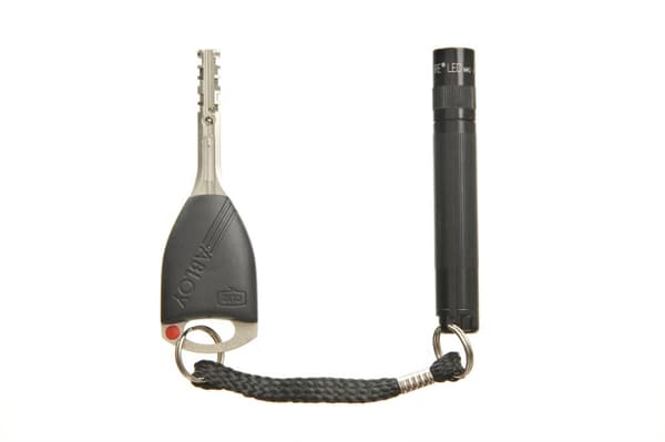 MAGLITE SOLITAIRE GIFTPACK black