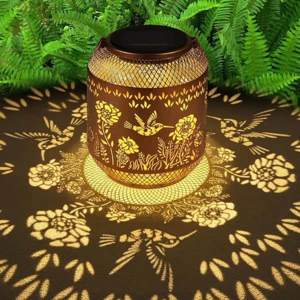 OBOSOE Outdoor Solar Lantern ripustuskoukulla – Aurinkoenergialla toimiva puutarhalamppu Perhonen/Kolibri