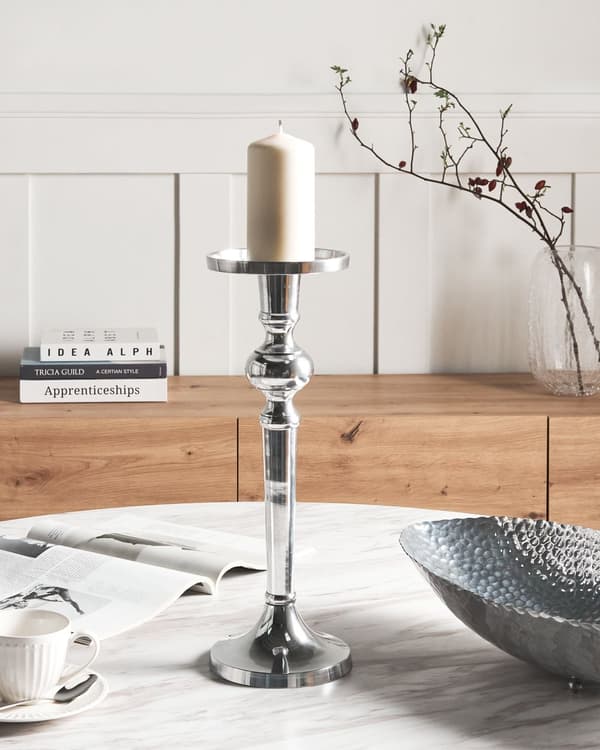 Ljusstake Silver Metall 40 cm Modernt dekorativt tillbehör Elegant Vardagsrum Accent