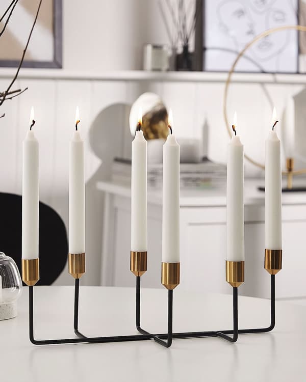 Kynttilänjalka musta/kulta metalli 6 kynttilälle 12 cm korkea moderni tyyli
