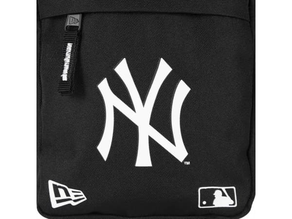 New Era New Era MLB New York Yankees Side Bag 11942030 svart One size