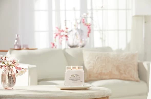 Yankee Candle- Signature -Warm Cashmere- Medium 368 gr