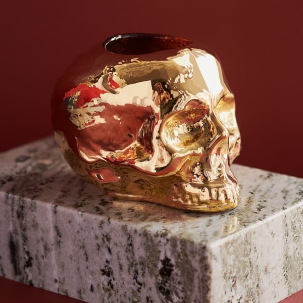 Still Life Skull Ljuslykta Gold - Kosta Boda