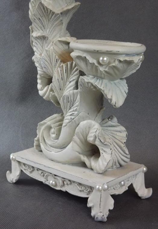 Romantisk stående ljusstake med pärlor och växtmotiv 27x17 cm
