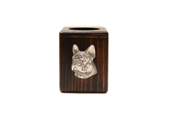 French Bulldog II - træ lysestage med en hund, en unik souvenir efter tabet af en hund, håndværk af Art-Dog