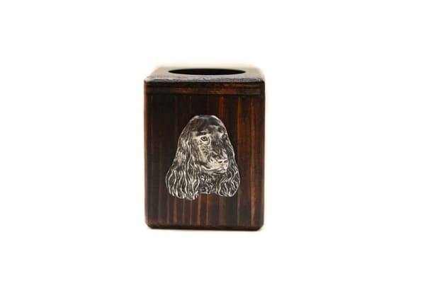 Engelsk Cocker Spaniel I - træ lysestage med en hund, en unik souvenir efter tabet af en hund, håndværk af Art-Dog