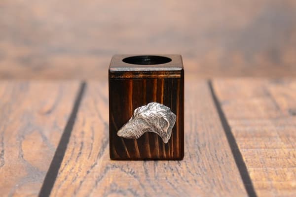 Skotsk Greyhound, Deerhound - træ lysestage med en hund, en unik souvenir efter tabet af en hund, håndværk af Art-Dog