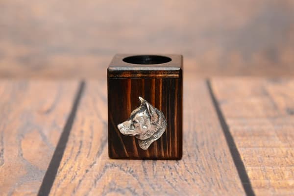 Shiba Inu - träljusstake med en hund, en unik souvenir efter förlusten av en hund, hantverk av Art-Dog
