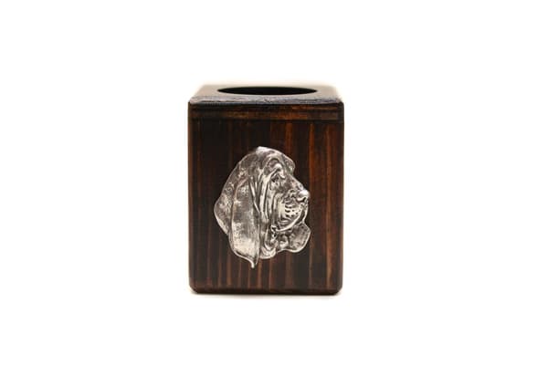 Basset Hound III - træ lysestage med en hund, en unik souvenir efter tabet af en hund, håndværk af Art-Dog