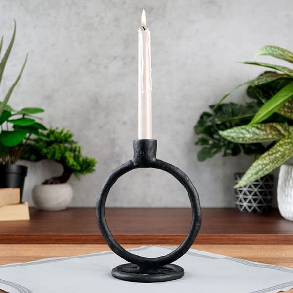 Svart aluminiumljushållare för ett långt ljus, 19 cm