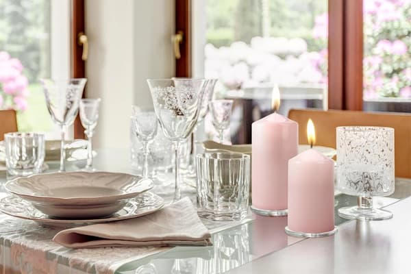 Ecru Cylinderlys 80x200mm - Elegance og varme i dit interiør