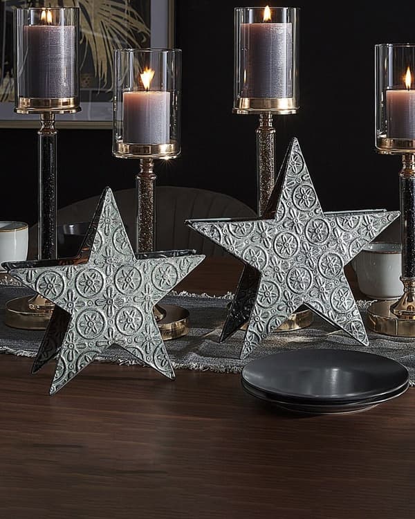 Set med 2 TORNIO ljusstakar Metall 30/26 cm Silver Lumarko!