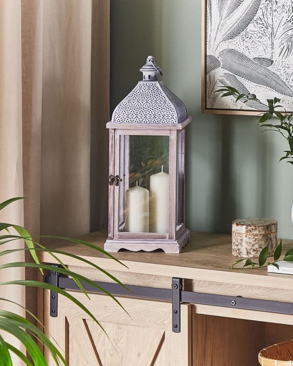 Kynttilälyhty valkoinen lasia metallia 47 cm perinteinen rustiikkinen retro tyyli